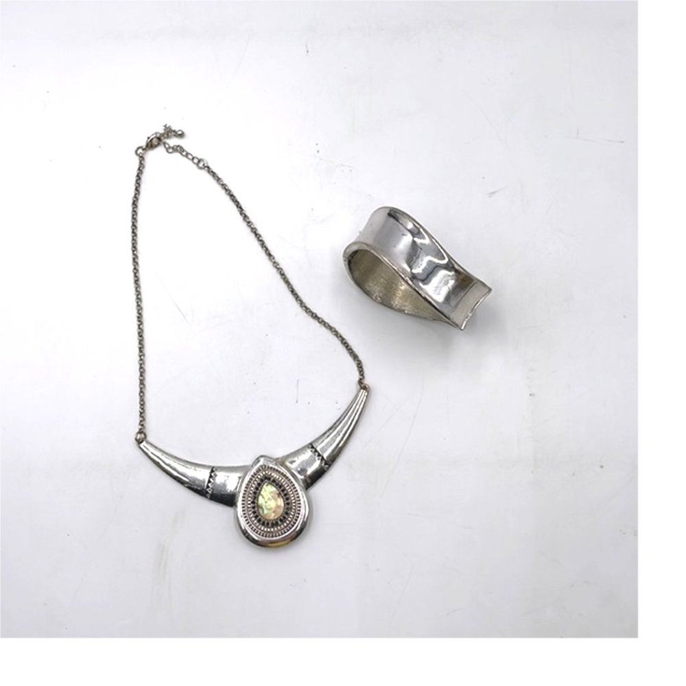 Western Style Necklace & Bracelet, Silver-tone Costume Jewelry